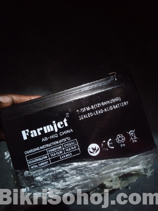 ১২ ভোল্ট ৮ এম্পিয়ার ব্যাটারি